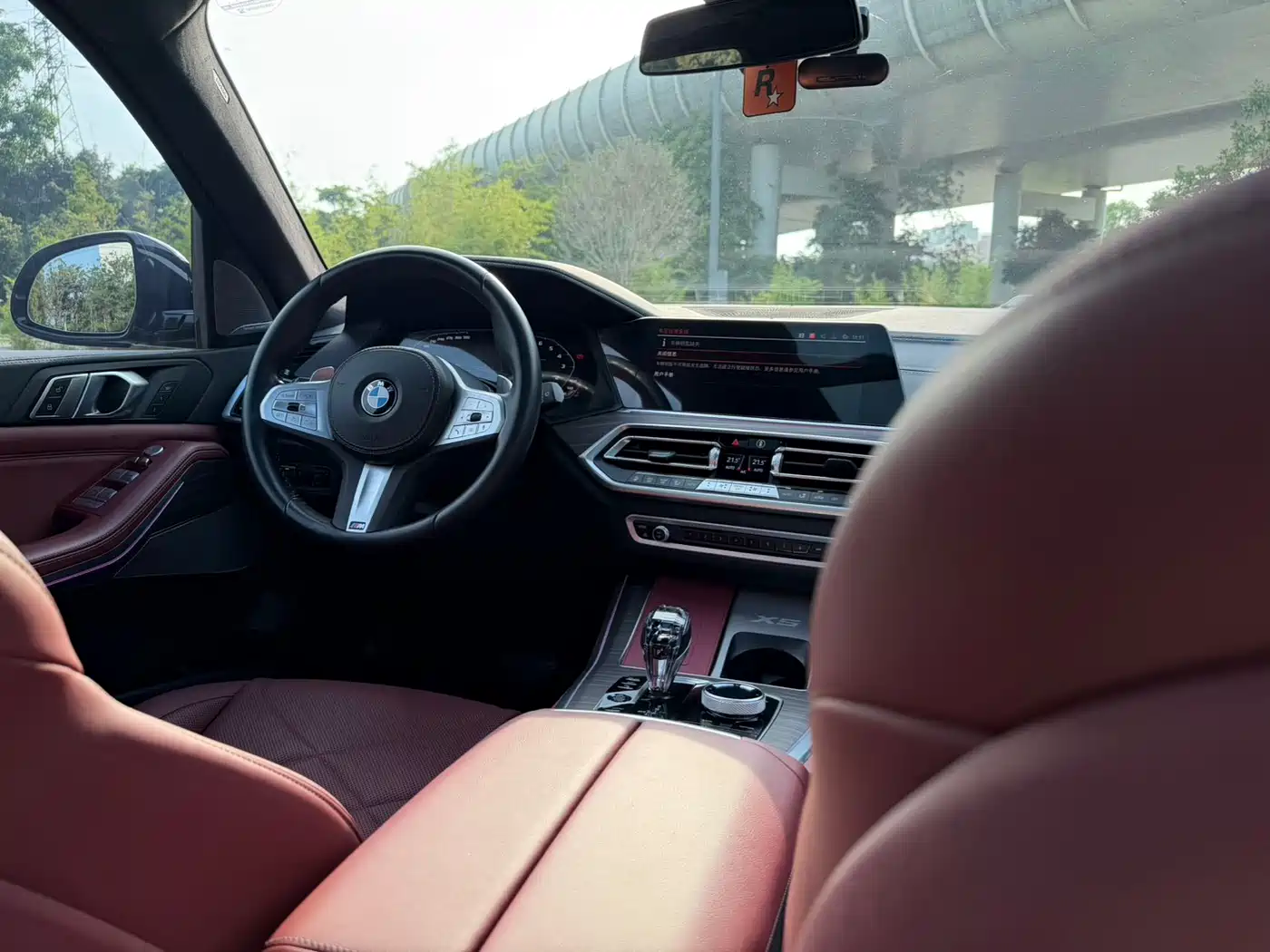 BMW X5 2022 Facelift xDrive 40Li M Sport Package фото 12