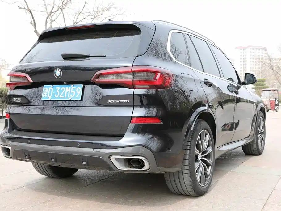BMW X5 (IMPORTED)