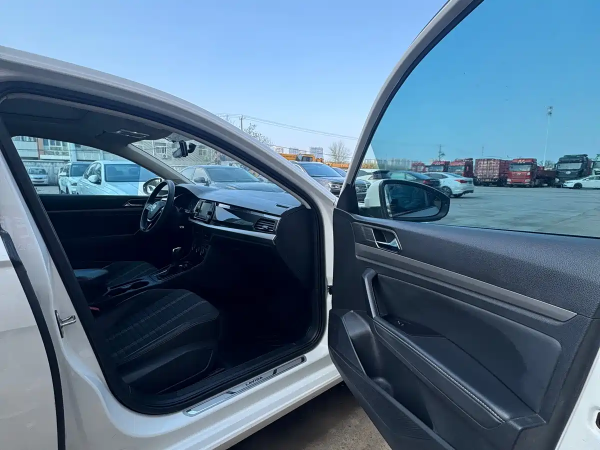 Volkswagen Lavida 2019 280TSI DSG Comfort Edition China VI фото 11
