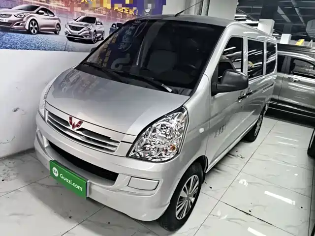  Wuling Motors Wuling Rongguang S 2023 1.5L Base 5/7 Seater