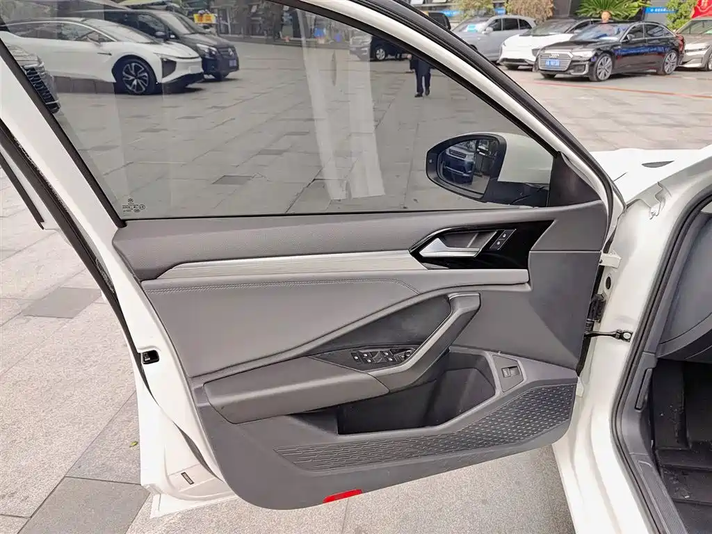 Volkswagen Sagitar 2020 280TSI DSG Comfort China VI фото 6