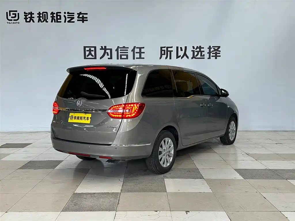 Buick GL8 2018 28T Comfort China VI фото 4