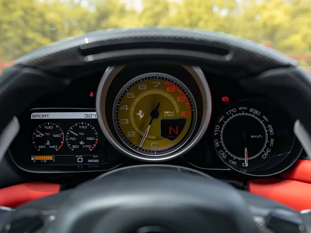 Ferrari California T 2015 3.9T Standard фото 12