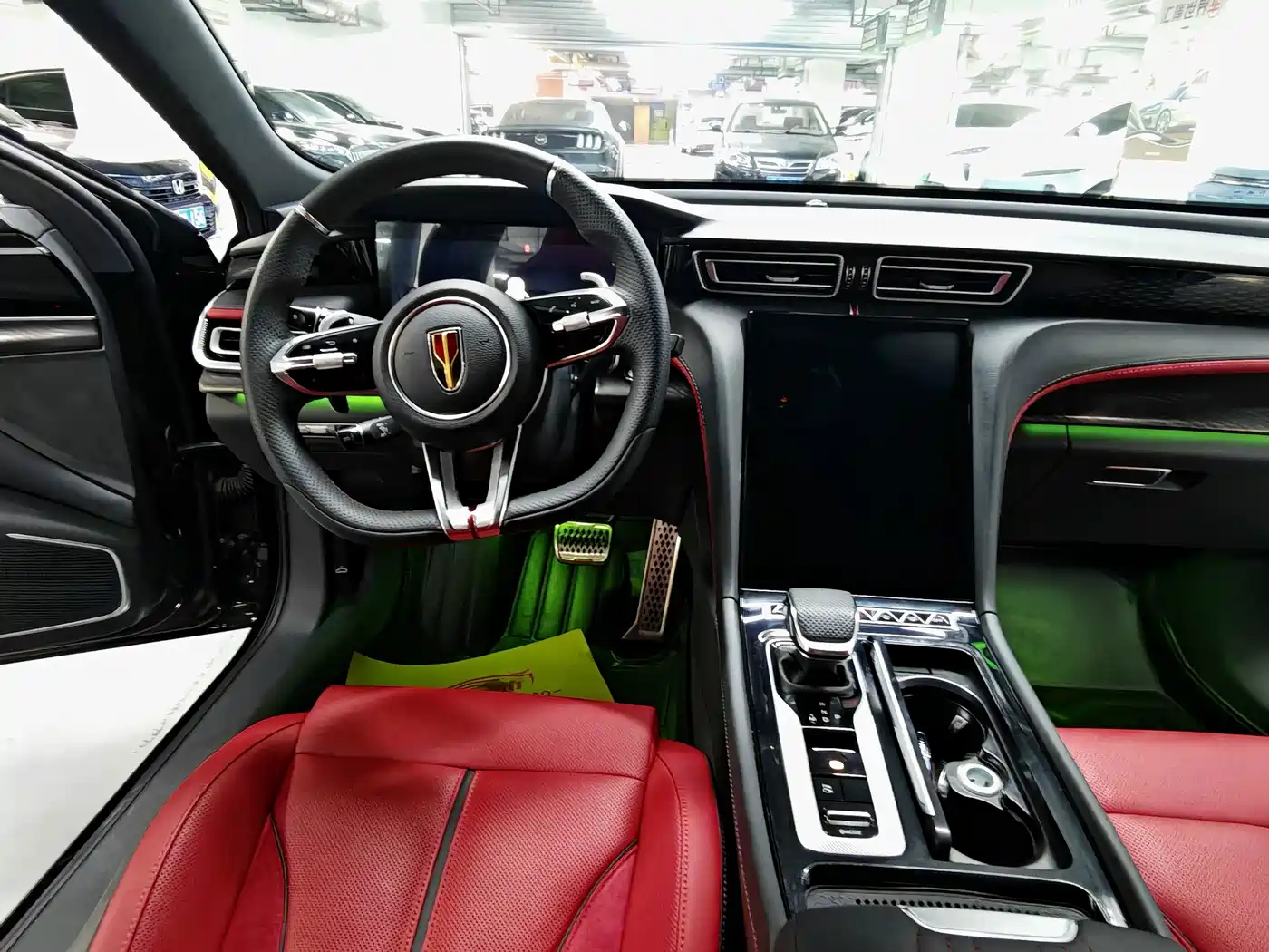 Hongqi H6 2025 2025 Model 2.0T Fashion Edition
