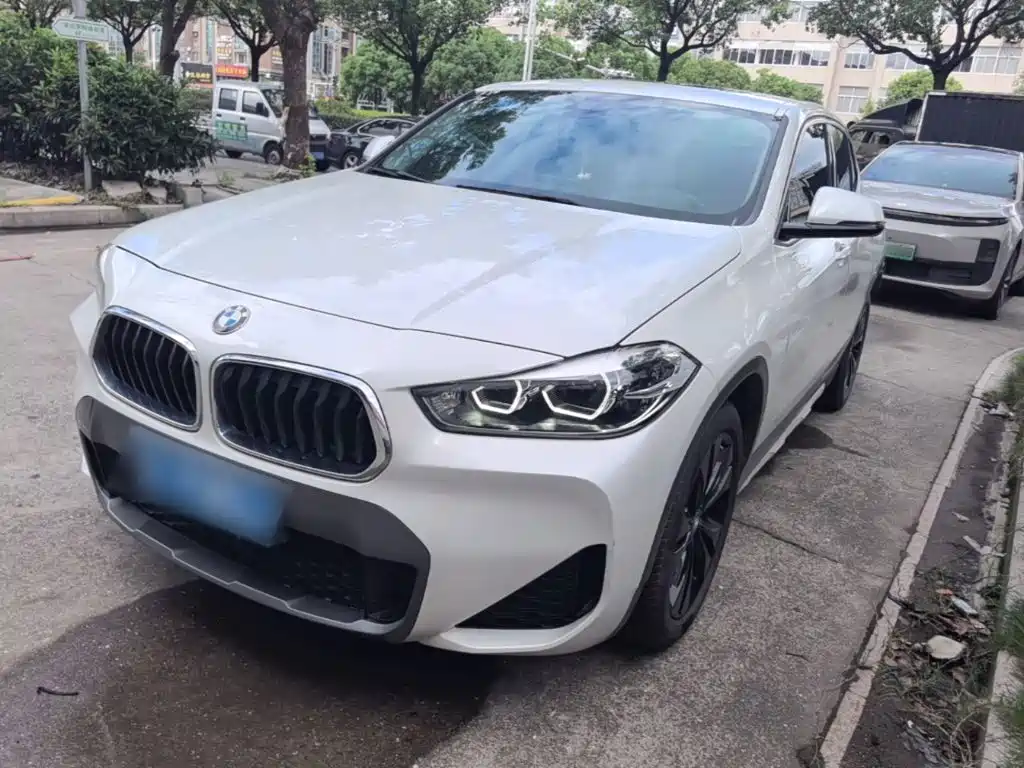BMW X2 2020 2021 sDrive20i M Off-Road Package