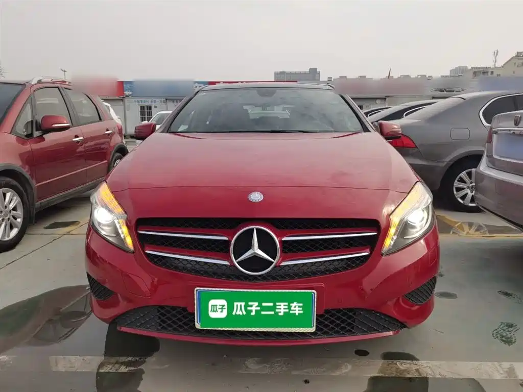 Mercedes-Benz A-Class (Import) 2015 A 180 фото 3