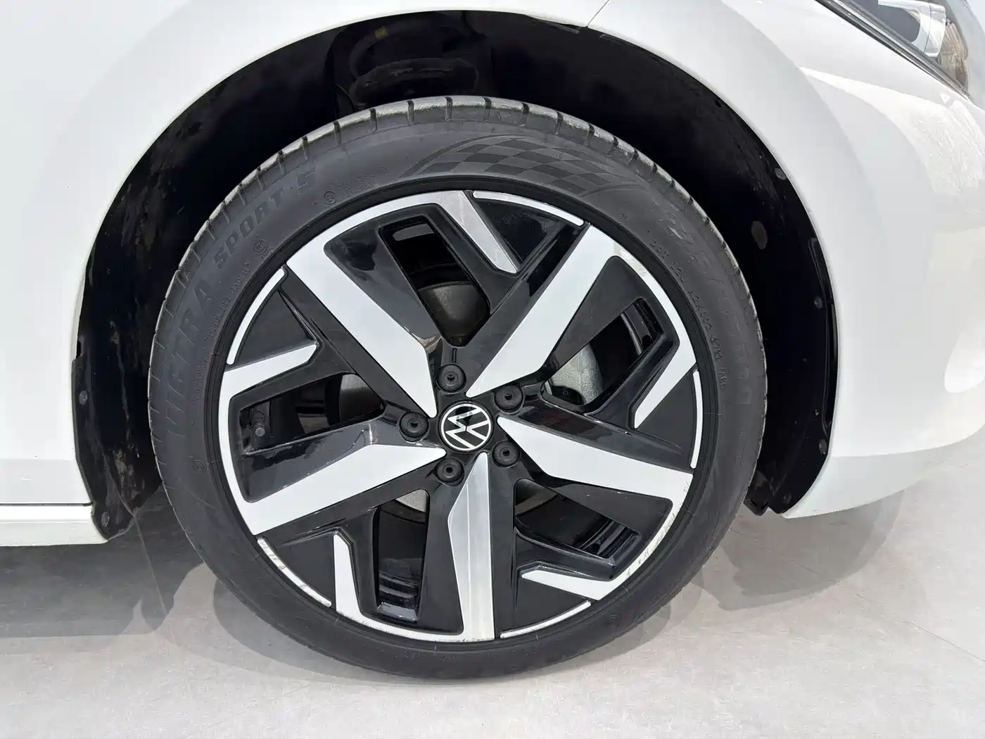 Volkswagen Lamando 2023 Lamando L 280TSI DSG Cool Edition фото 14