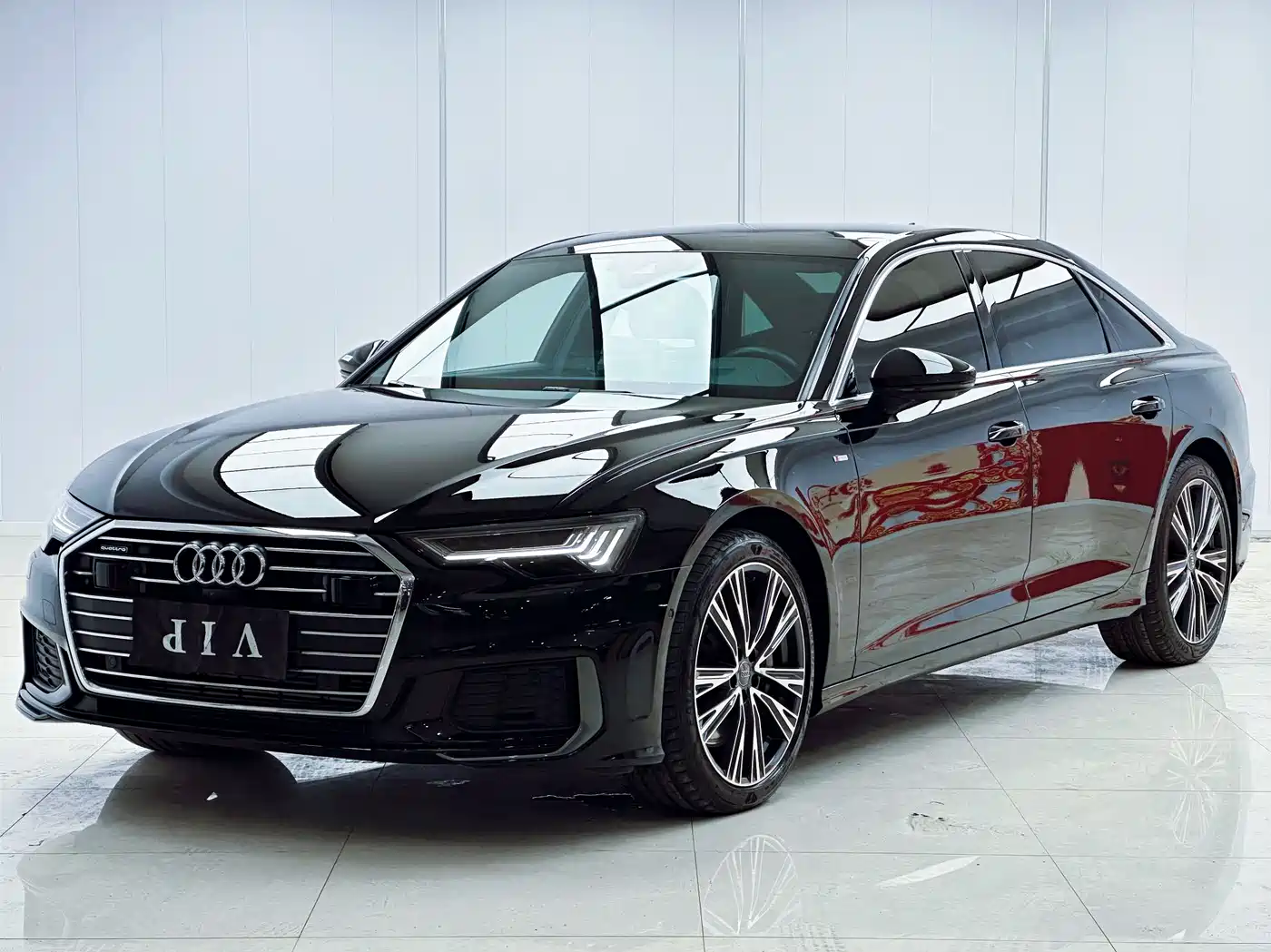 Audi A6L 2021 55 TFSI quattro Flagship Dynamic фото 2