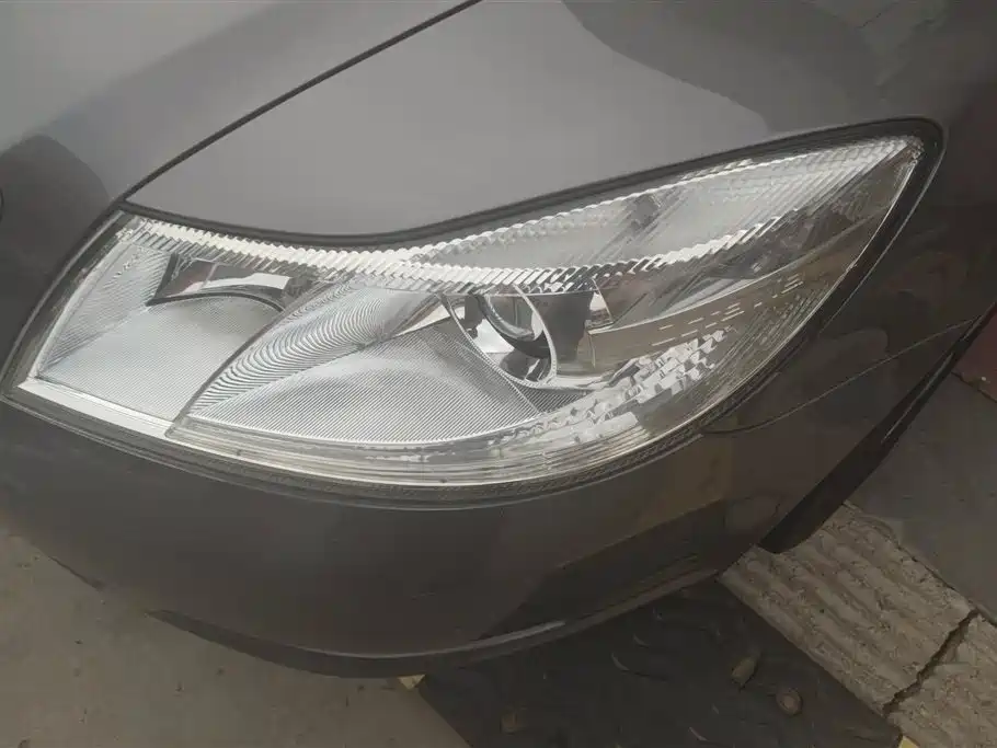 Škoda Octavia 2013 1.6L Automatic Elite Edition фото 5