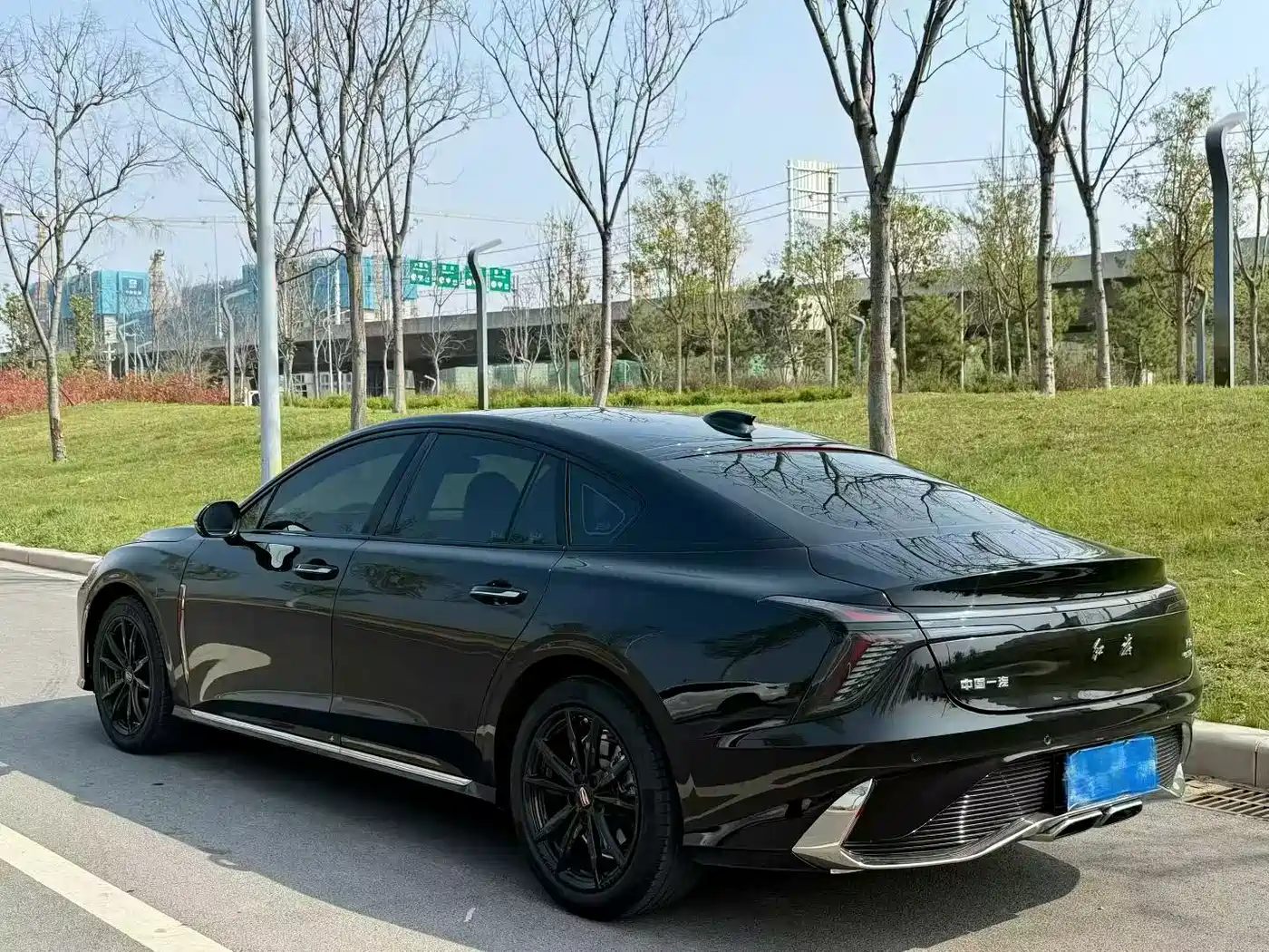 Hongqi H6 2023 2.0T Premium Edition фото 9