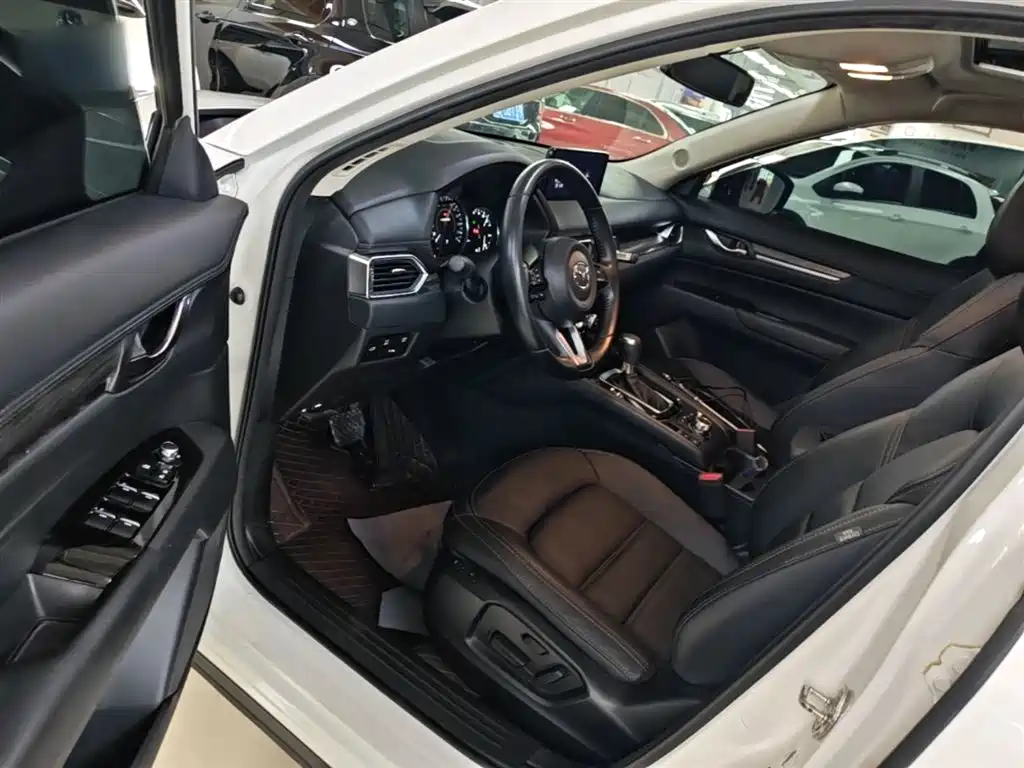 صورة 15 - Mazda CX-5