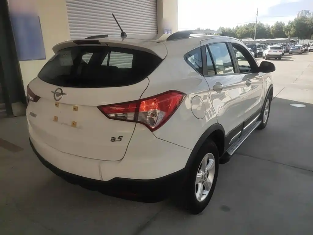 Haima S5 2015 2015 1.6L Manual Comfort