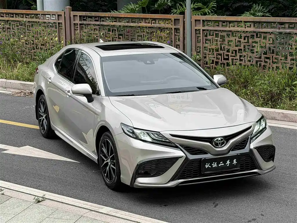 Toyota Camry 2021 2.5S Feng Shang Edition фото 2