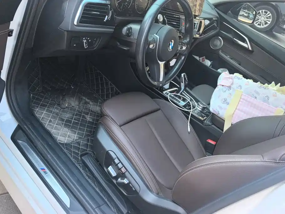 BMW 1 Series 2023 2023 120i M Sport Shadow Edition