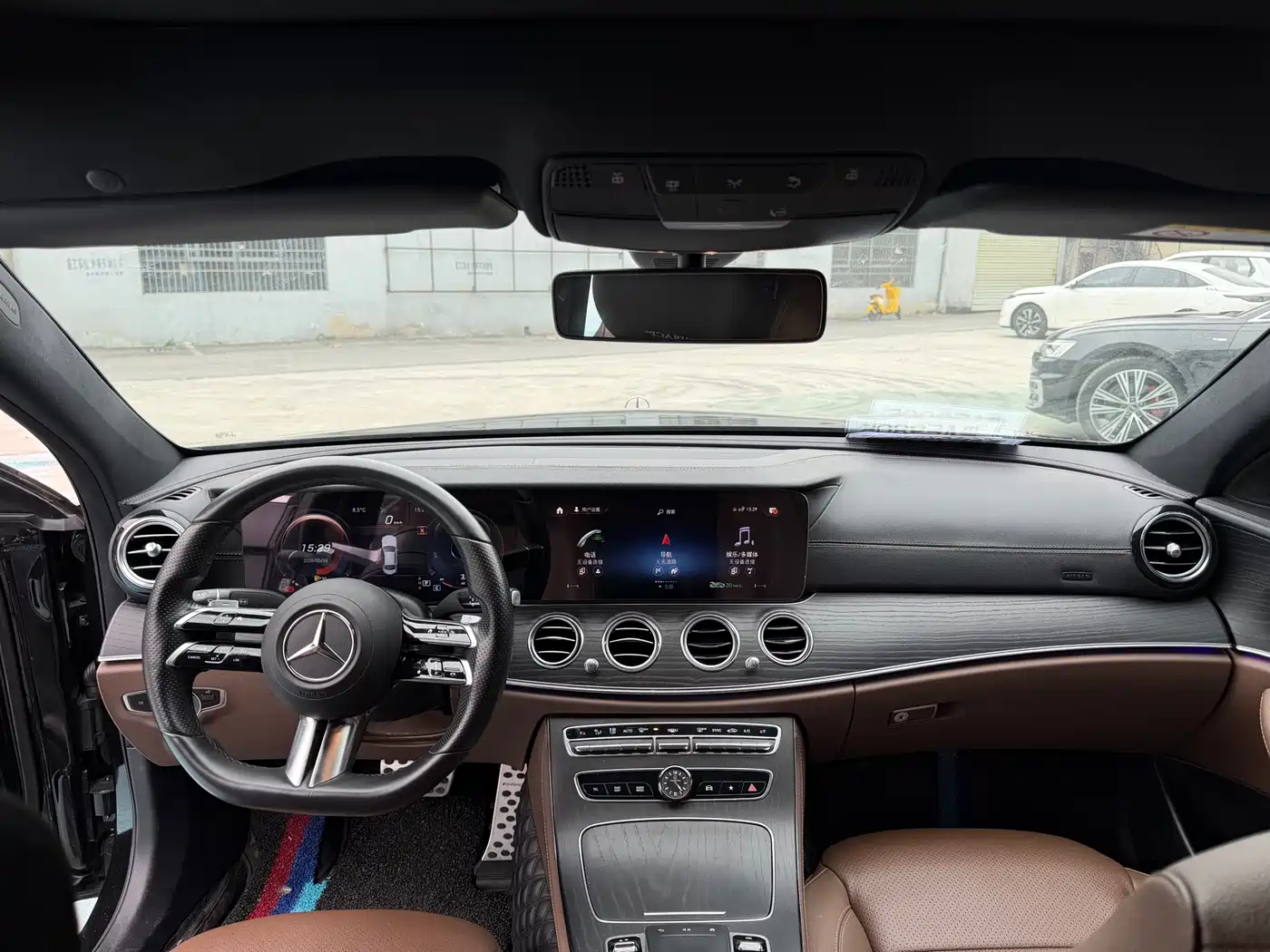 Mercedes-Benz E-Class 2021 E 300 L Sport Luxury Edition фото 11