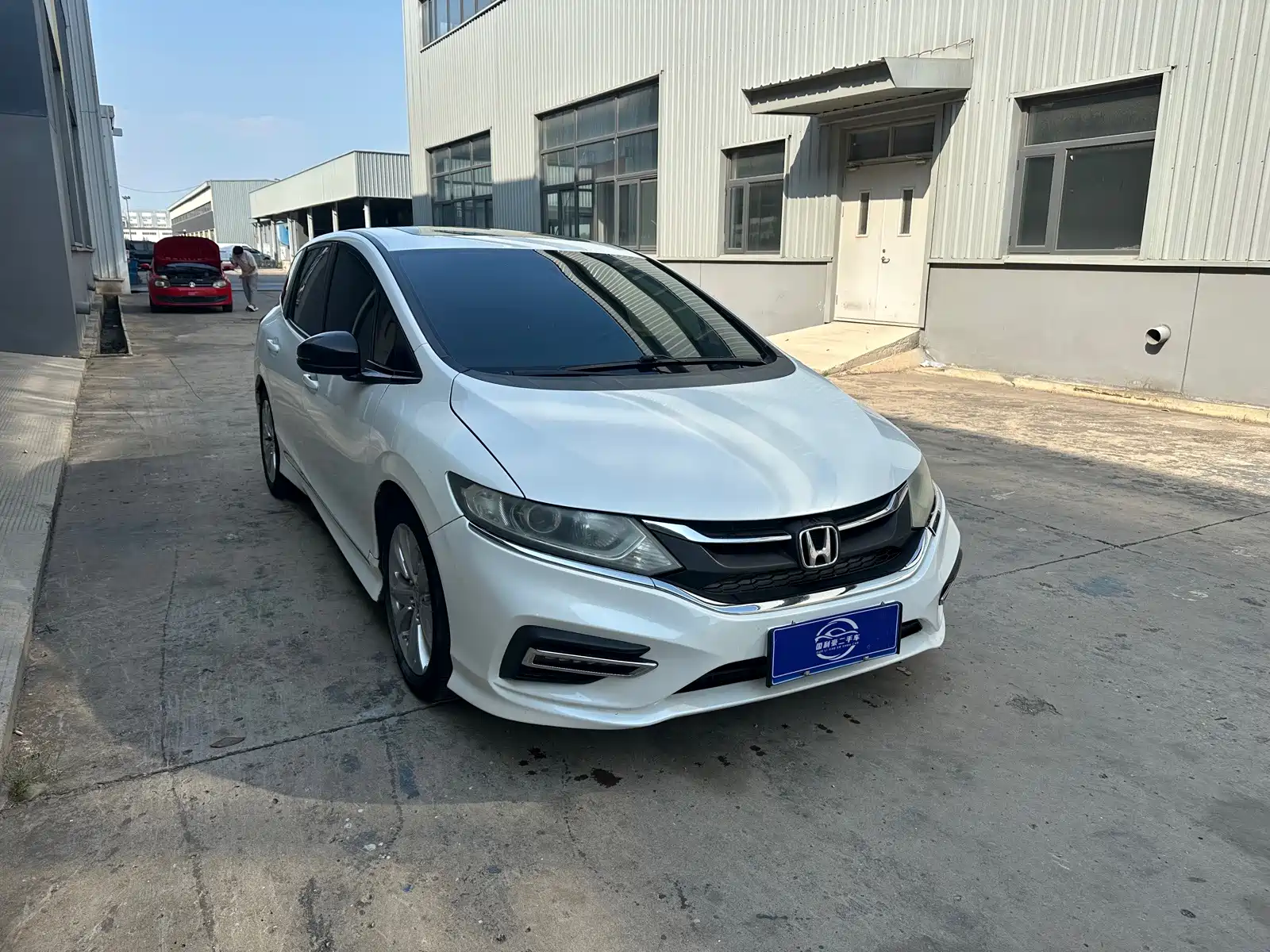 Фото 3 - Honda Jade