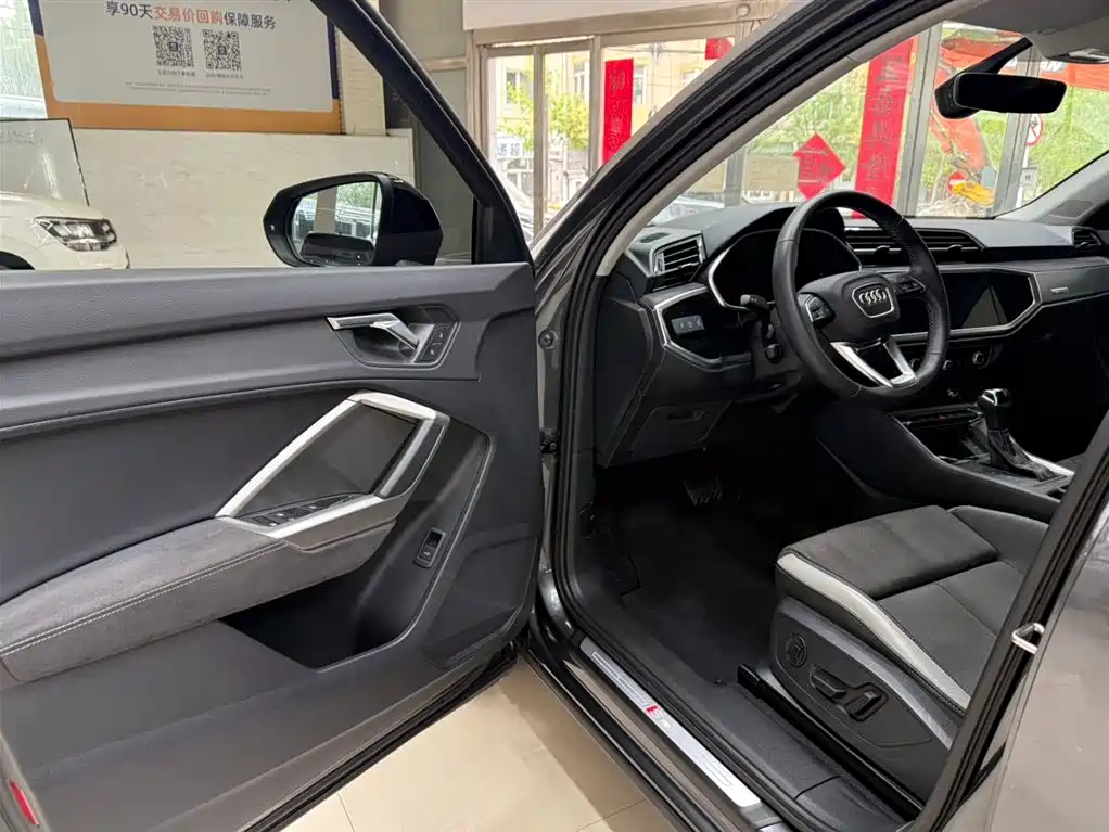 Audi Q3 2023 35 TFSI Fashion Dynamic (1.4T) фото 8