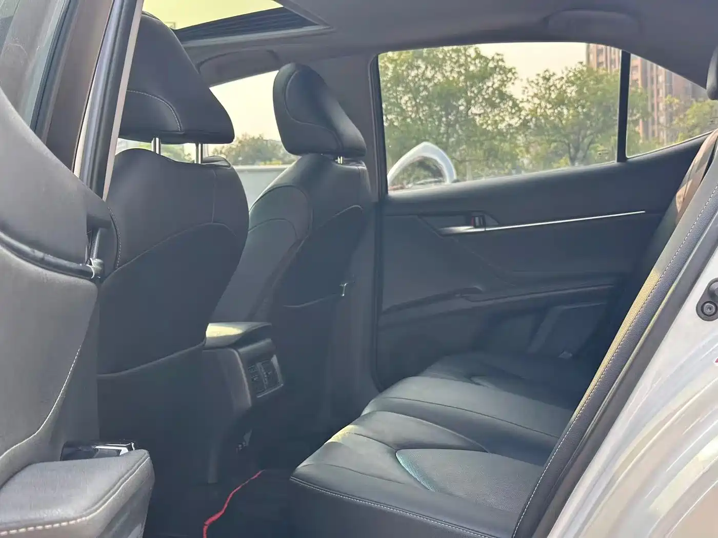 Toyota Camry 2018 2.5S Trend Edition фото 17