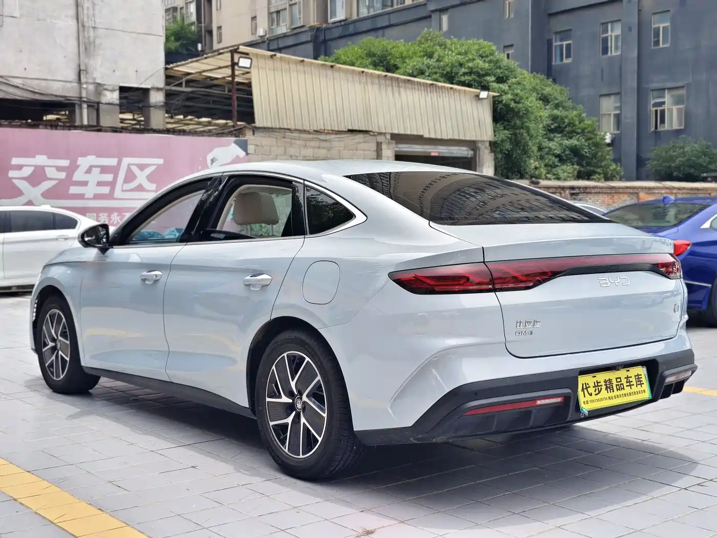 BYD Qin L 2024 DM-i 120KM Superior Edition фото 21