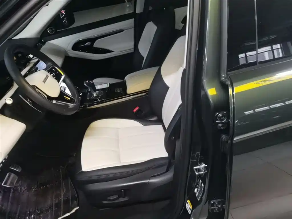 LAND ROVER RANGE ROVER AURORA