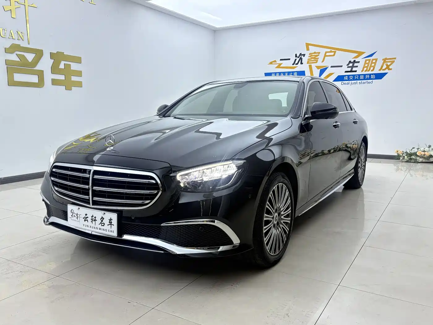 MERCEDES-BENZ E-CLASS