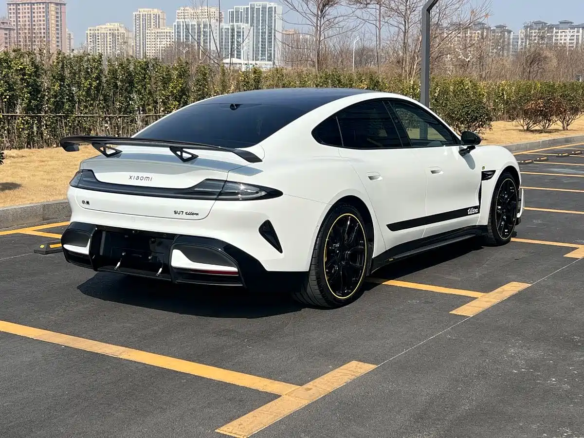XIAOMI CAR XIAOMI SU7 ULTRA