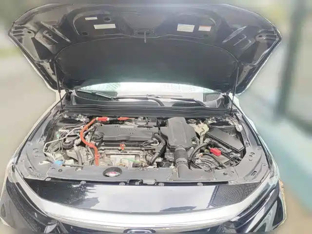 Honda Inspire 2022 Sharp Hybrid 2.0L Pure Elegance Edition — фото 3