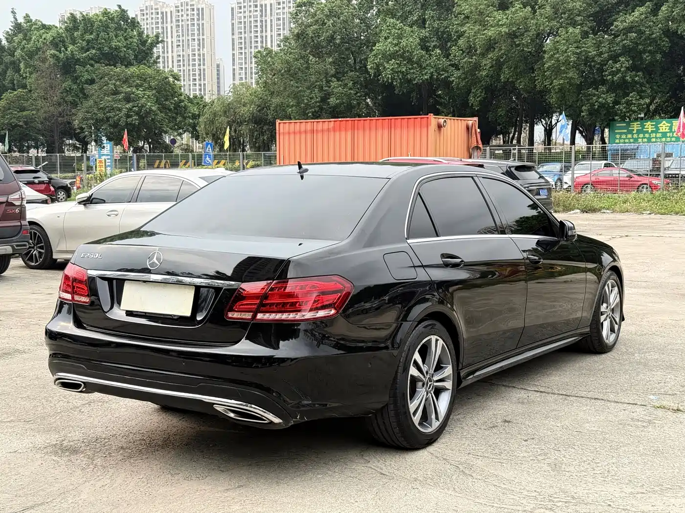Mercedes-Benz E-Class 2015 E 260 L Sport фото 17