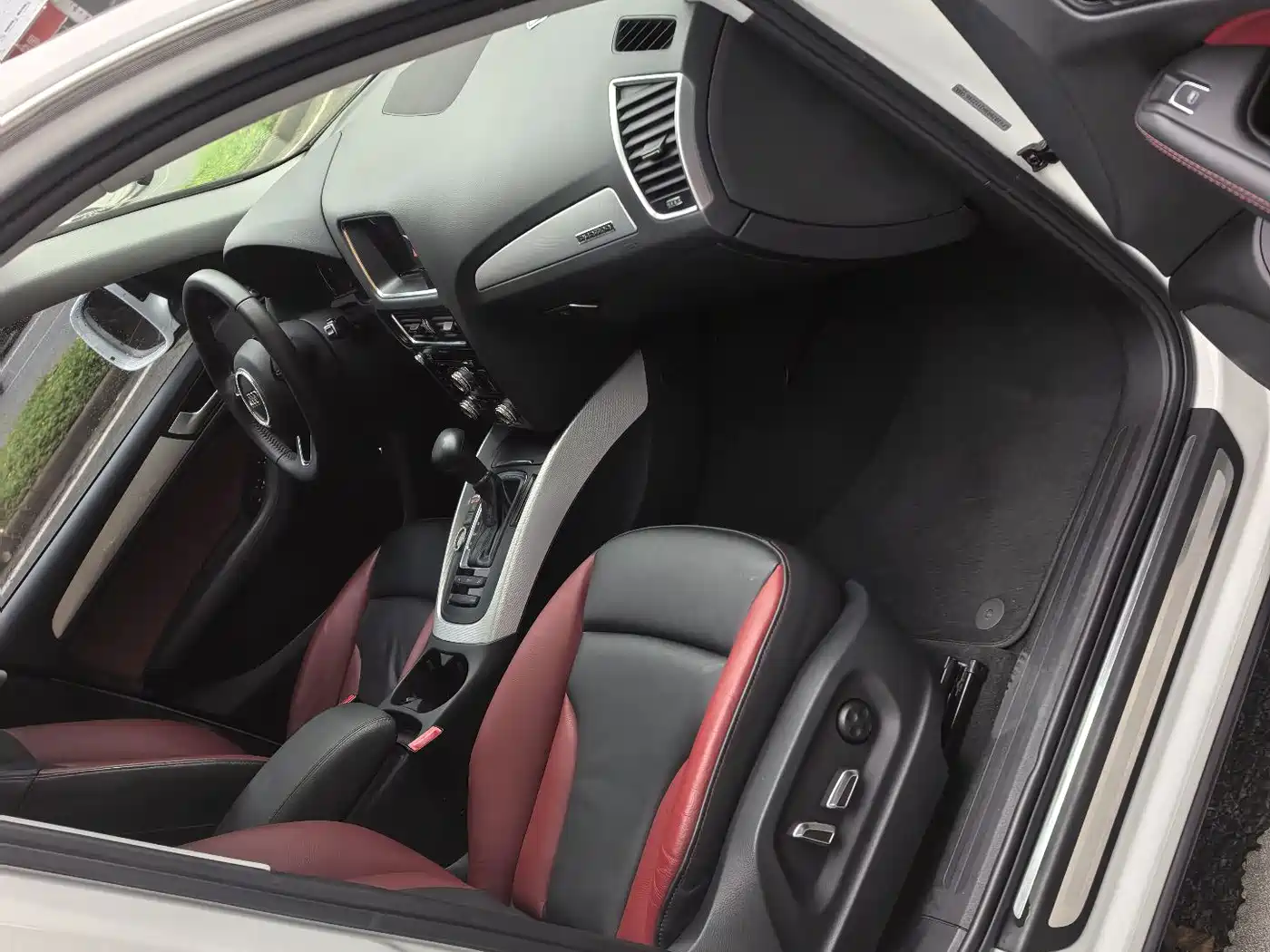 Audi Q5 2017 Plus 40 TFSI Technology фото 12