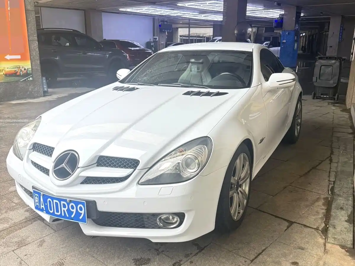 Mercedes-Benz SLK-Class 2010 Model SLK 300 Grand Edition