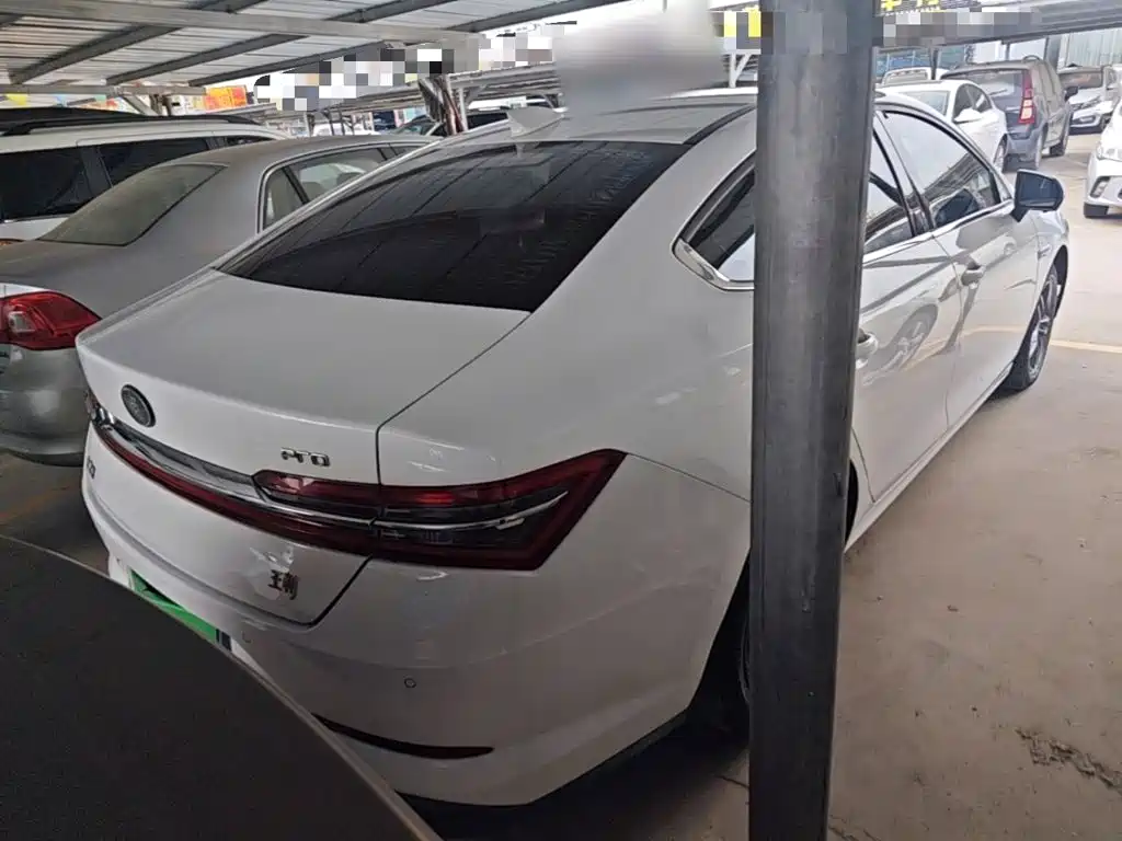BYD Qin Pro 2019 2018 1.5L Manual Smart Connected Dynamic Edition