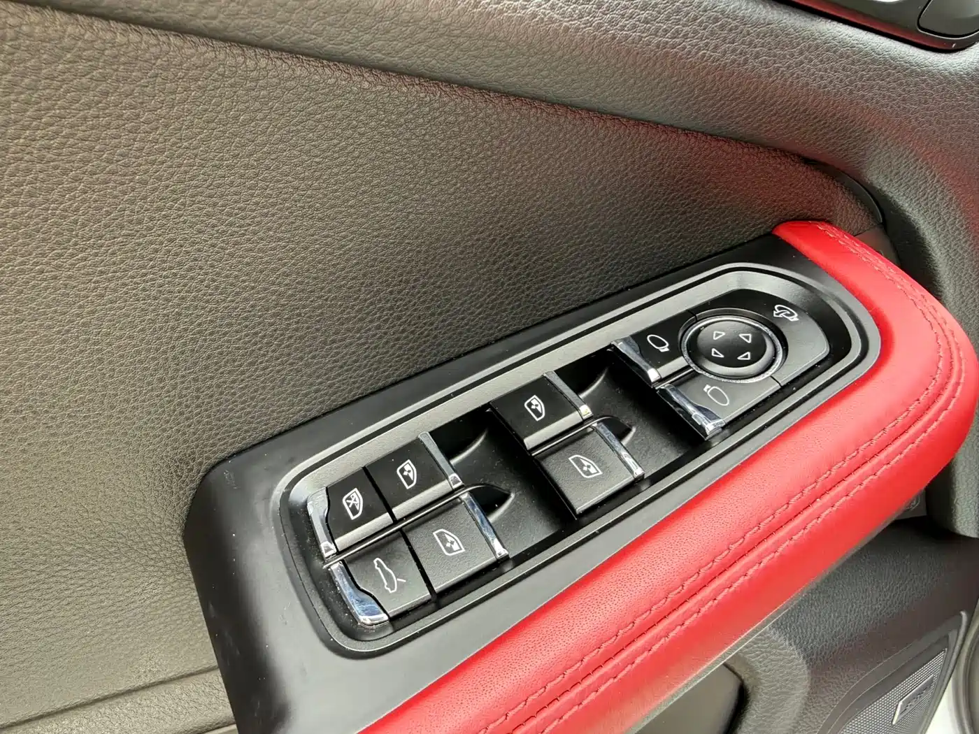 Porsche Macan 2024 Macan S 2.9T фото 7