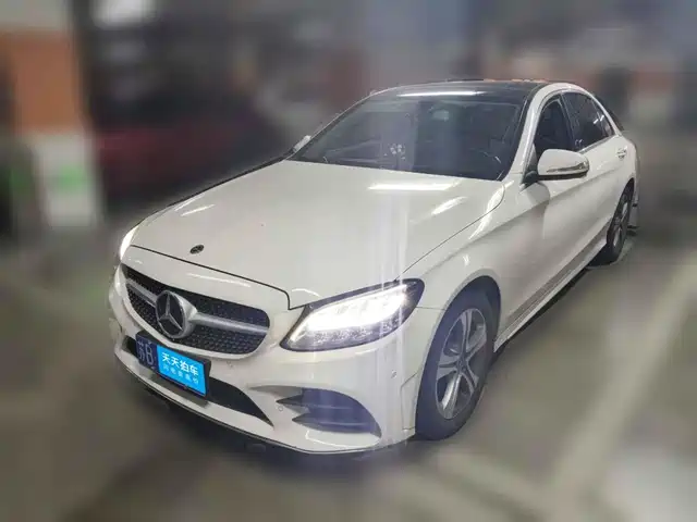 Mercedes-Benz C-Class 2019 Facelift C 260 L Sport — фото 1