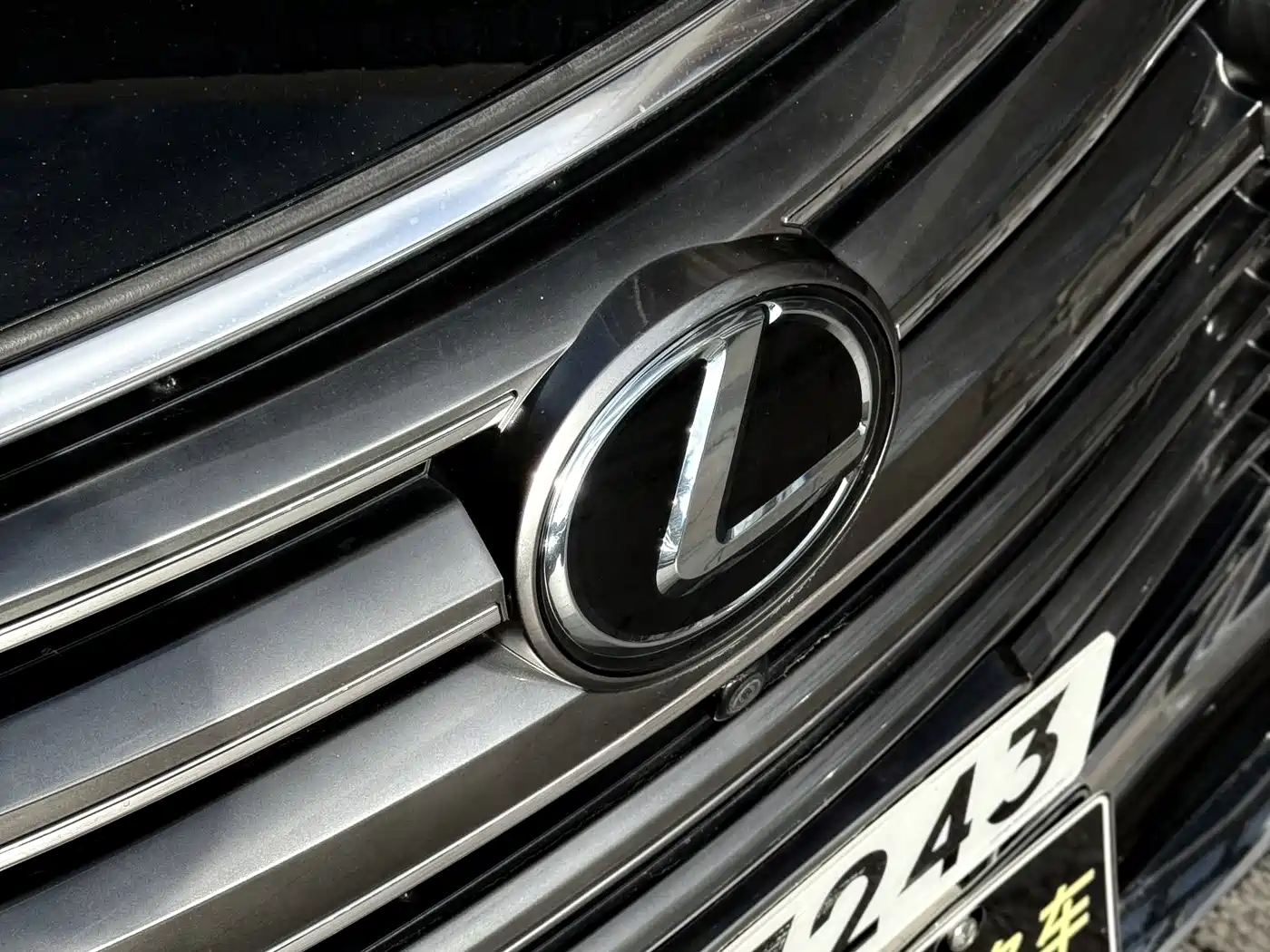 Lexus LX 2017 570 Peak Special Limited Edition фото 4