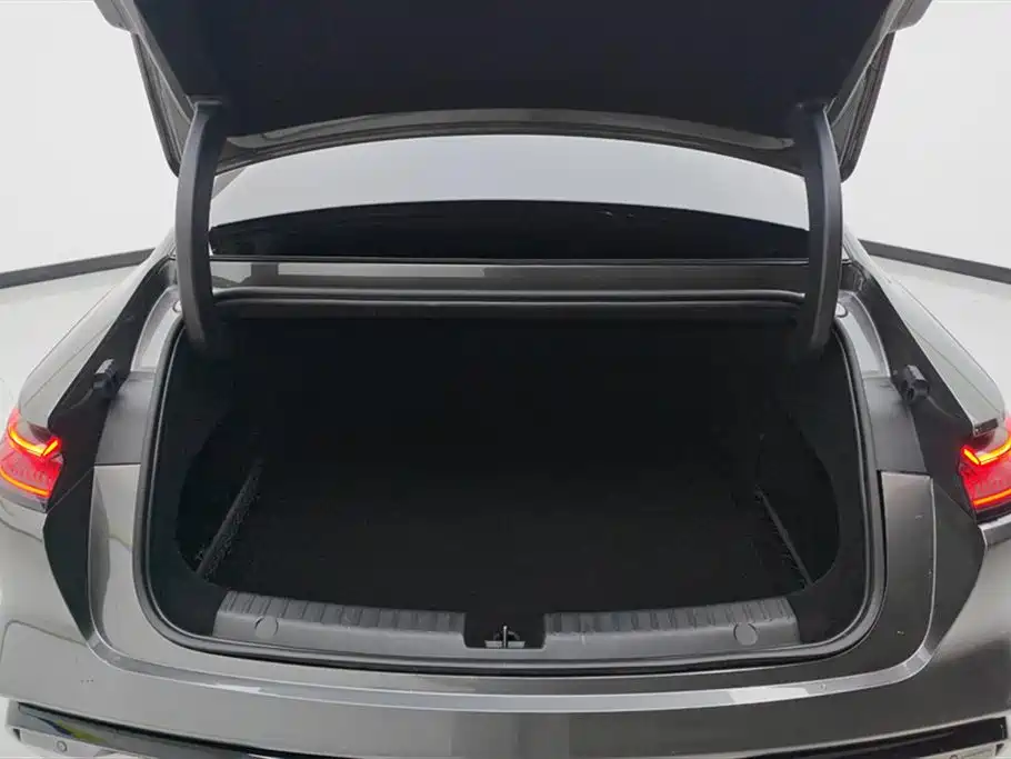 Geely Galaxy Galaxy E8 2024 2024 665km RWD Starship Voyager Edition