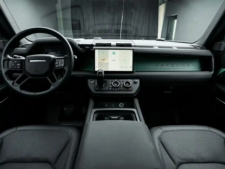 Land Rover Defender 2023 110 3.0T P400 75th Anniversary Legend Edition фото 11