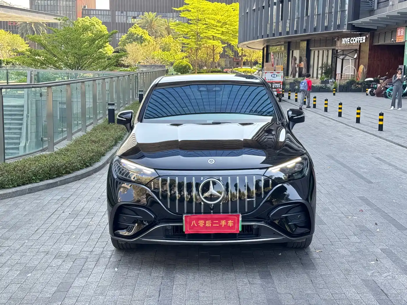 MERCEDES-BENZ EQE SUV