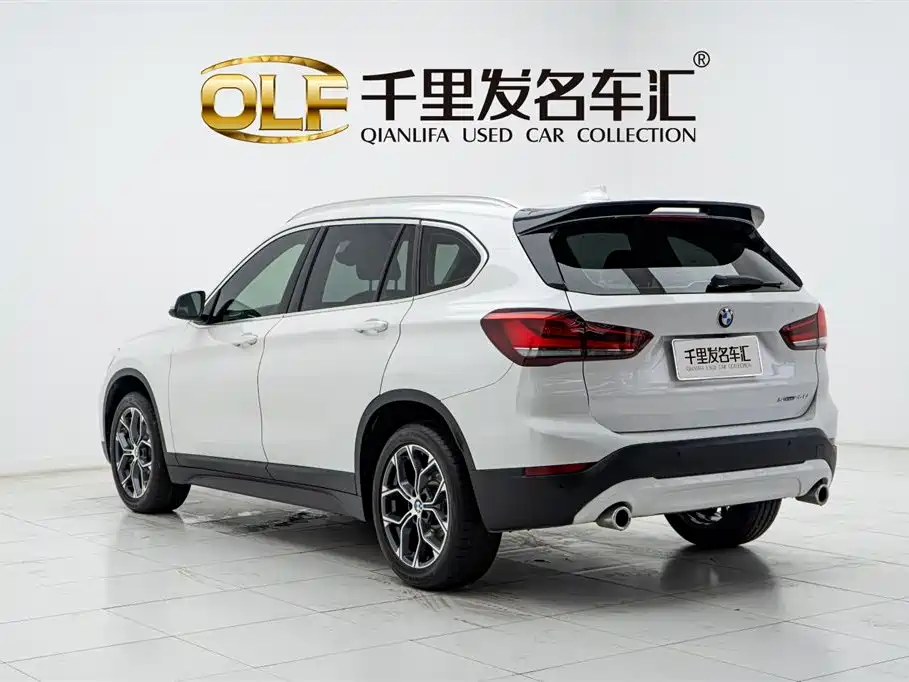 BMW X1 2021 sDrive25Li Leading фото 4