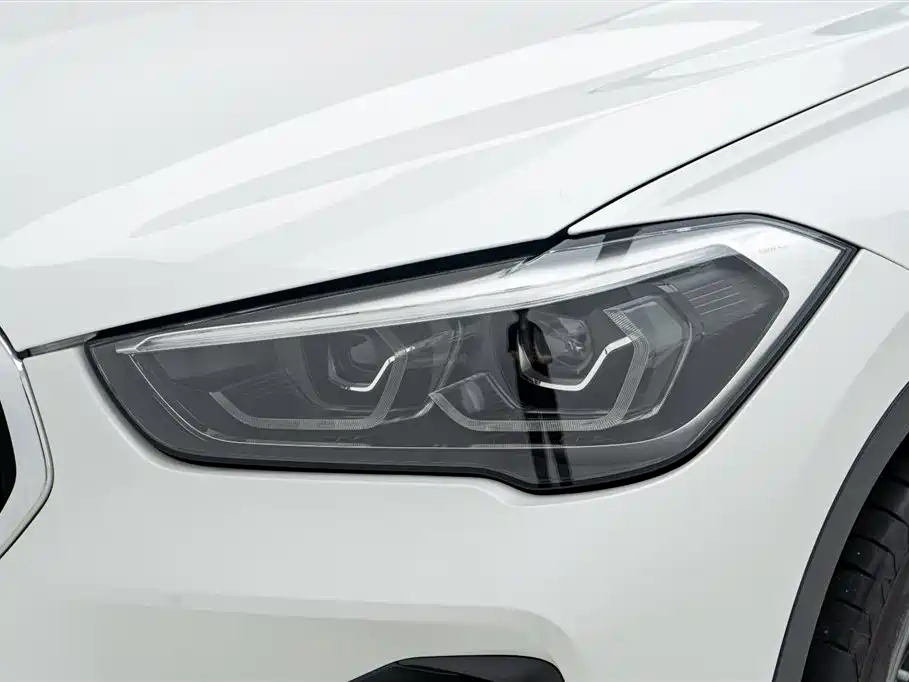BMW X1 2021 sDrive25Li Leading фото 10