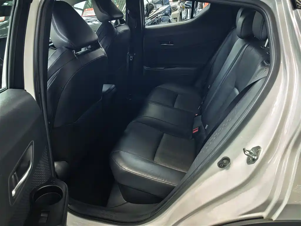 Toyota IZOA 2023 Hybrid 2.0L Yi-Chi Edition фото 7