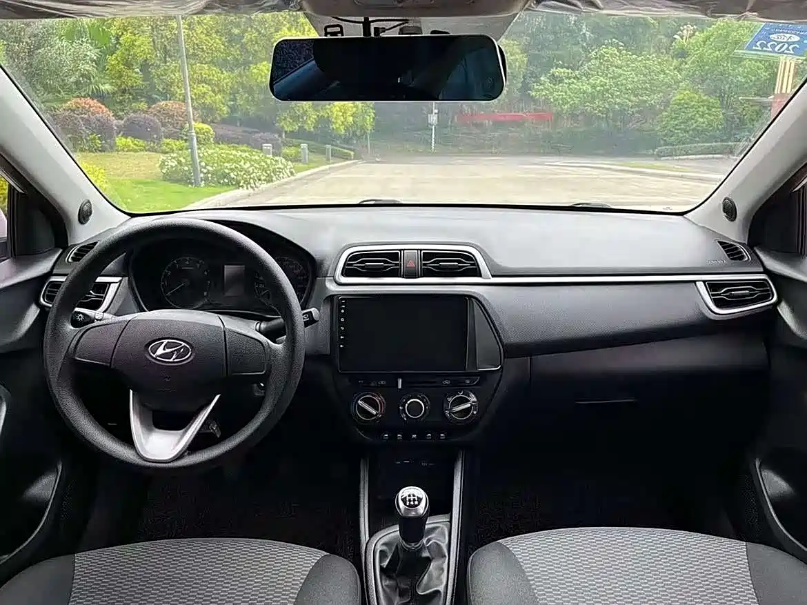 Hyundai Verna 2017 1.4L Manual Renewal China V фото 7