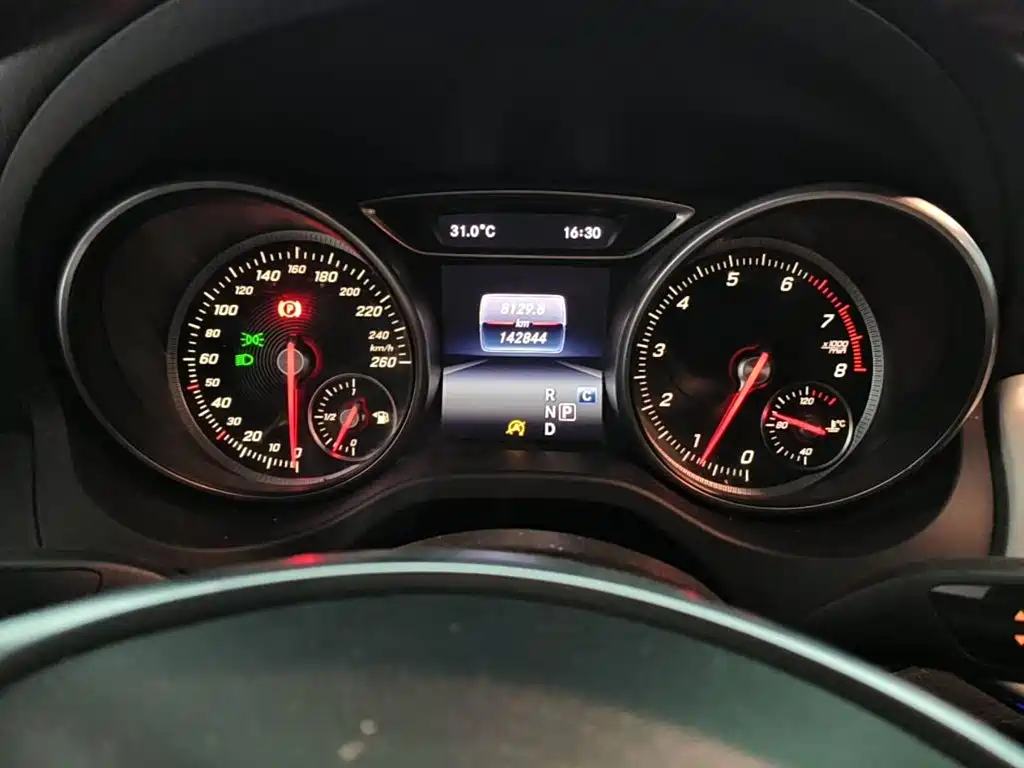Фото 4 - Mercedes-Benz CLA (Import)