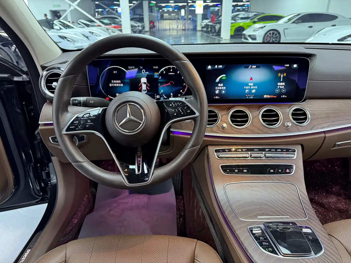 Mercedes-Benz E-Class 2022 E 300 L Fashion фото 11