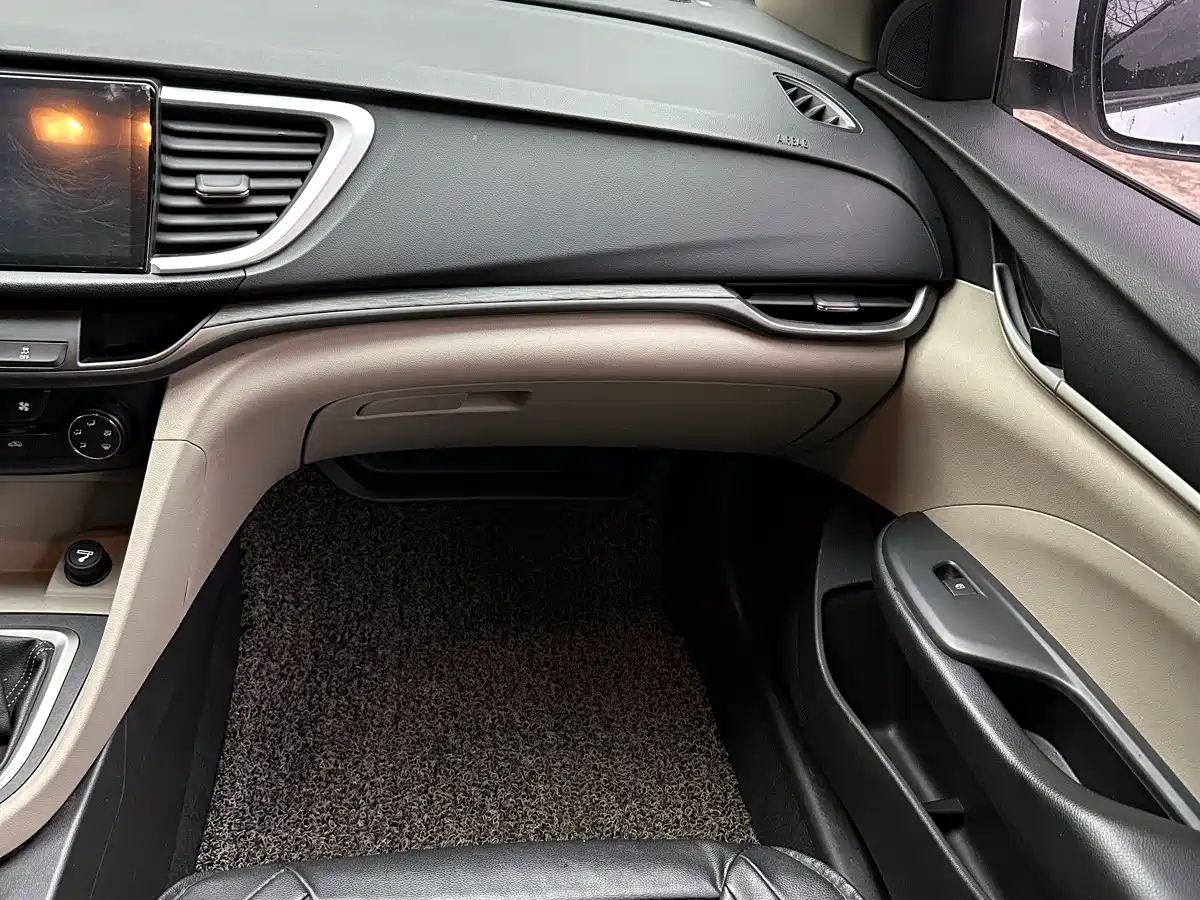 Buick Excelle 2015 15N Automatic Elite фото 12