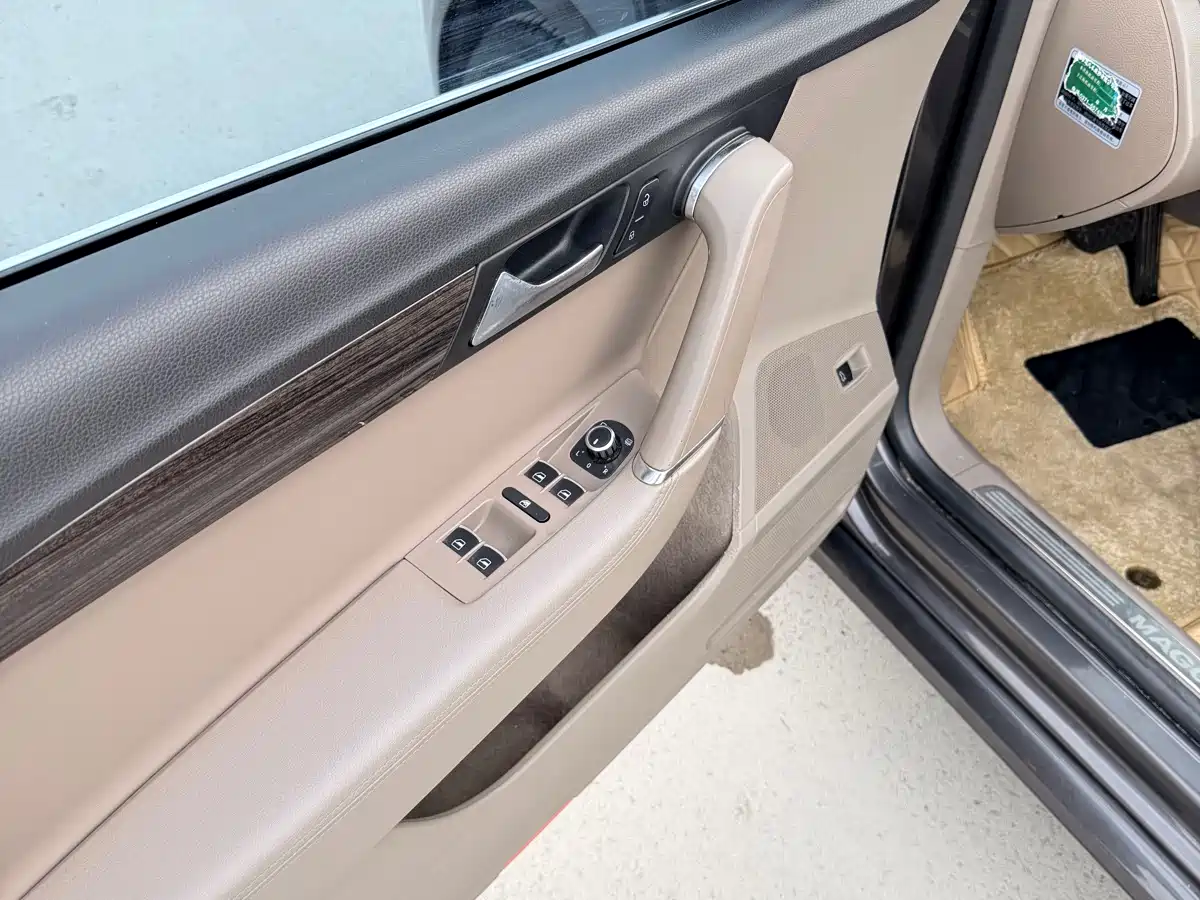 Volkswagen Magotan 2012 Facelift 2.0TSI Supreme фото 13