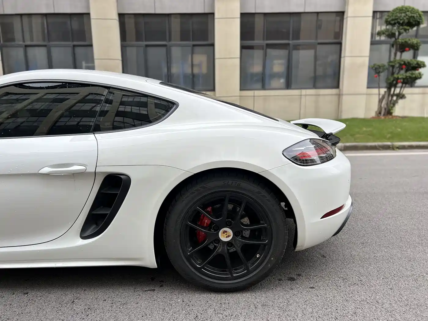 Porsche 718 2016 Cayman 2.0T фото 13