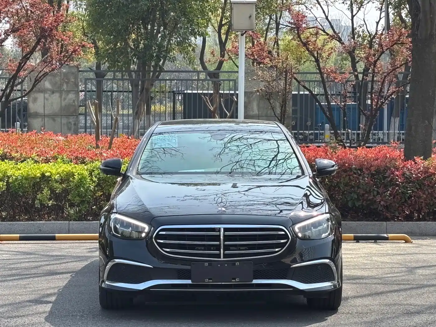  E CLASS