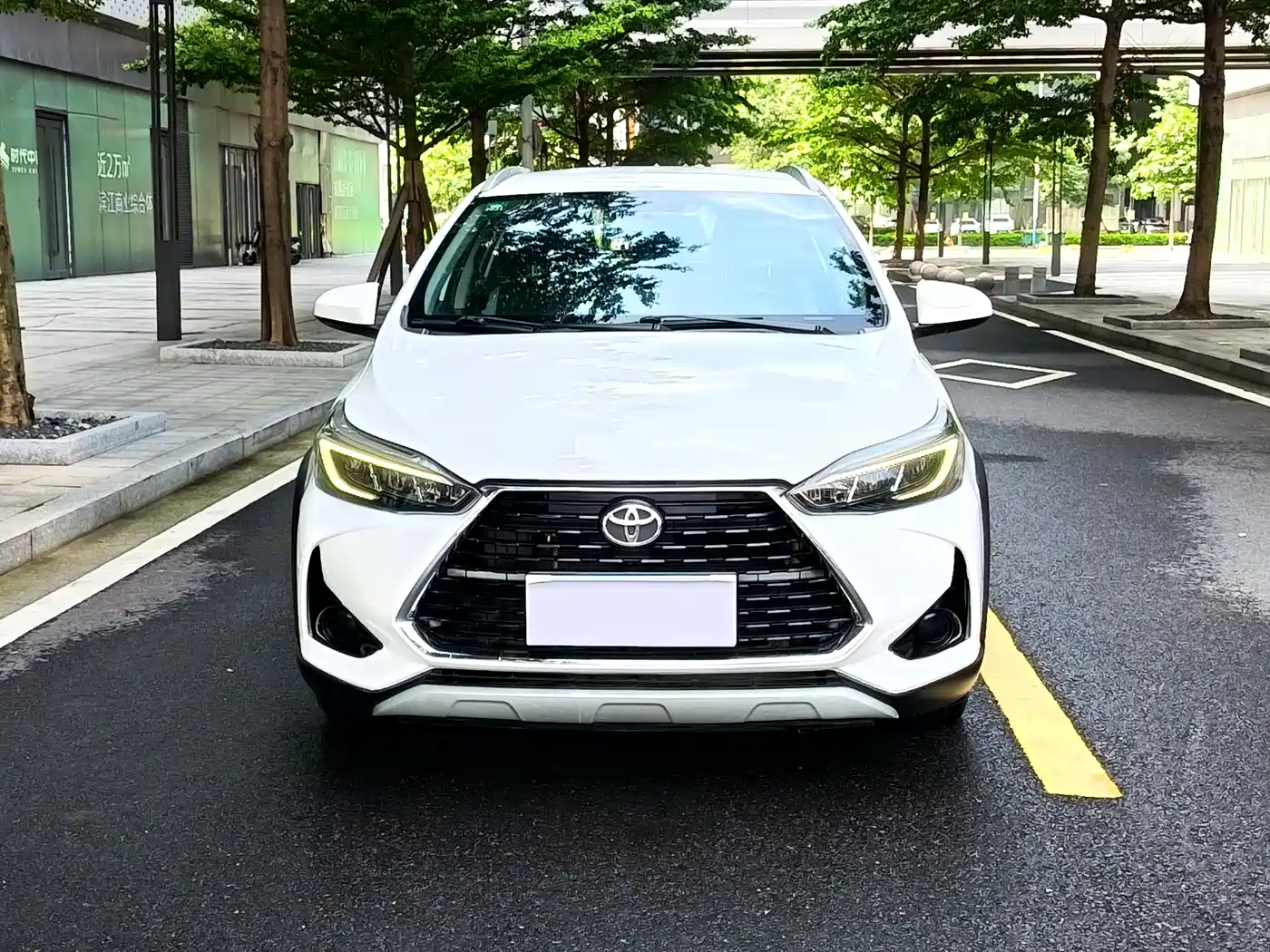 Toyota YARiS L Zhi Xuan 2020 Zhi Xuan X 1.5L CVT Leading фото 2