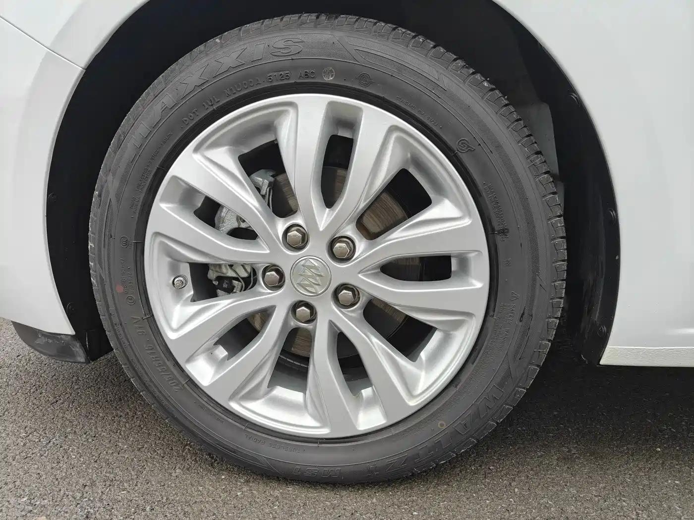 Buick Excelle 2021 Exemplar 1.5L Auto Elite фото 4