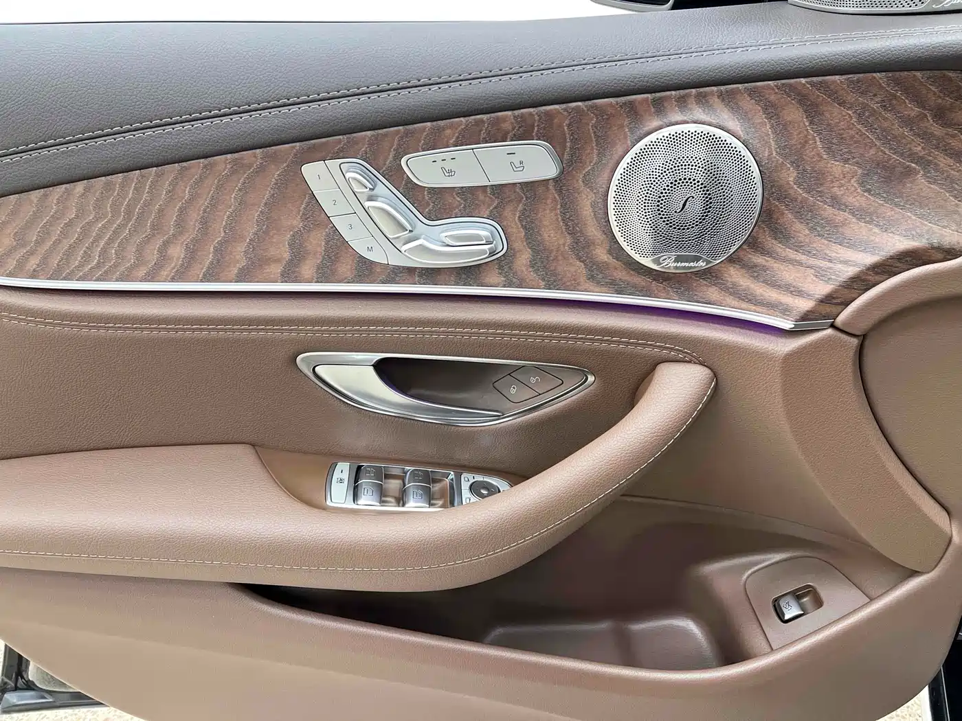 Mercedes-Benz E-Class 2023 Facelift E 300 L Luxury фото 12